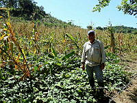 RG055 0030 Agricultor.jpg