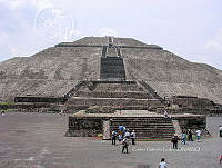 CGL5113 Pirámide del Sol.jpg