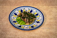 IDG Q096 Fajitas de cerdo con setas y quelites.jpg