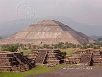 CGL5216 Zona Arqueológica de Teotihuacán (2).jpg