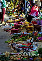 FBA0891 Venta en el mercado.jpg